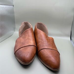 Catherine Malandrino Brown Flats